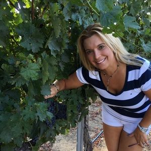 Meet your Posher, Christine